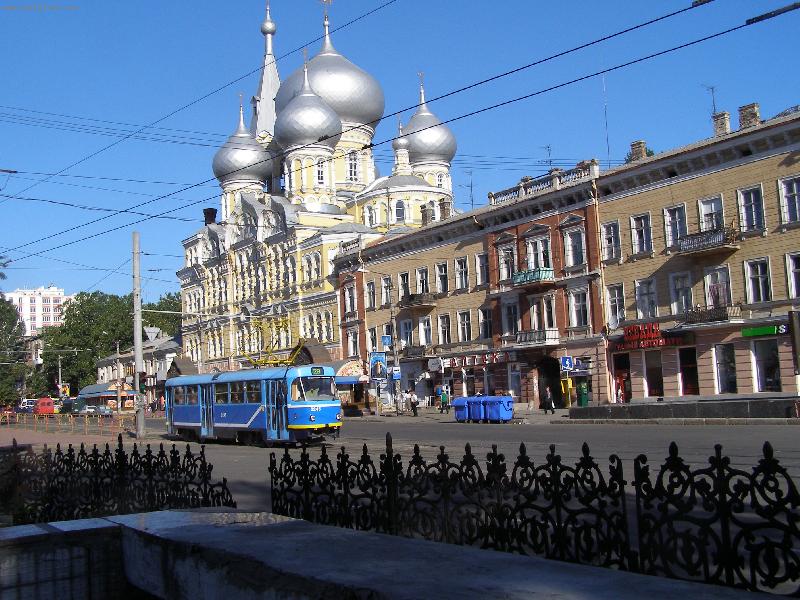 Photo: Ukrajina - Chr�m v Odese-Chr�m sv.Pant�lejmona,za komunist� planet�rium