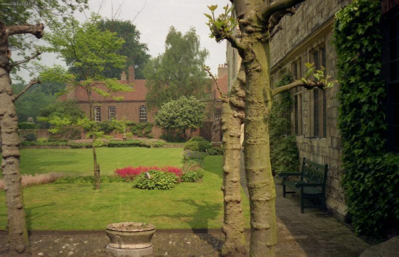 Photo: kl�tern� zahrada v Yorku